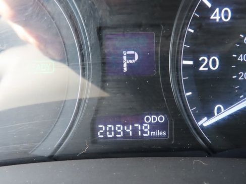 Used 2013 Lexus RX 450h AWD image 30