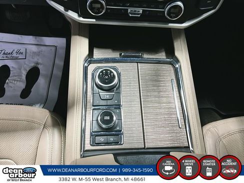 Used 2023 Ford Expedition Limited image 15