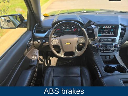 Used 2019 Chevrolet Suburban LT AWD/4WD image 19