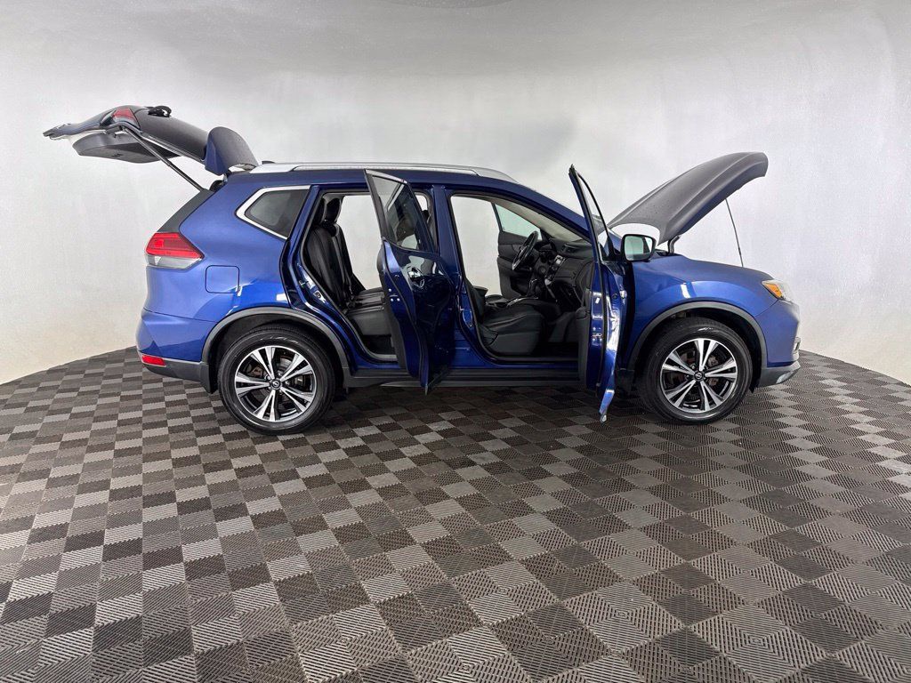 Used 2017 Nissan Rogue SL w/ SL Premium Package AWD/4WD image 14