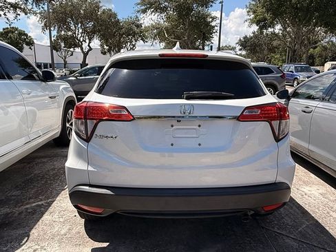 Used 2021 Honda HR-V EX image 8