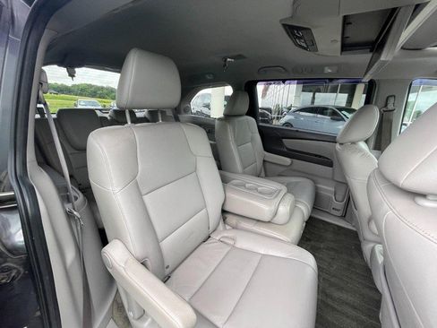 Used 2015 Honda Odyssey Touring Elite image 6