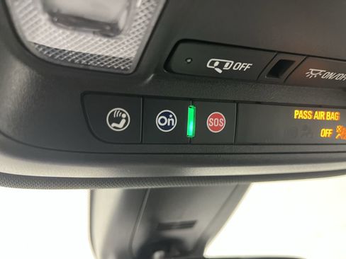 Certified 2023 Chevrolet Traverse LT image 28