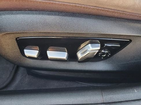 Used 2017 BMW 530i xDrive AWD/4WD image 16
