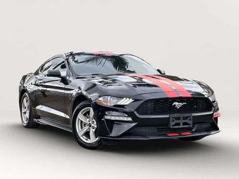 Used 2020 Ford Mustang GT RWD image 6