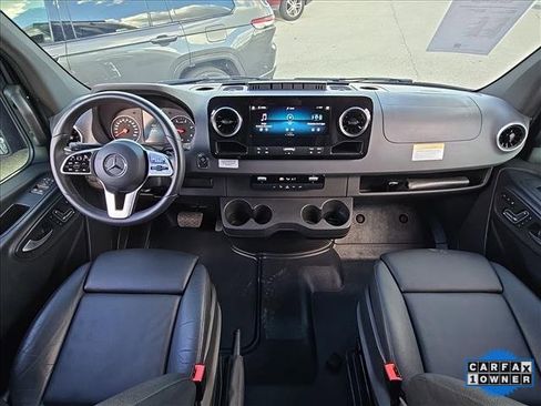 Used 2023 Mercedes-Benz Sprinter 3500 image 28