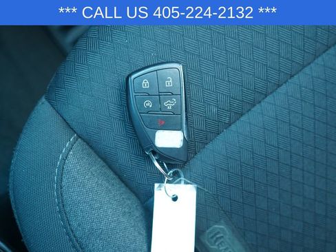 Used 2023 Chevrolet Silverado 1500 LT AWD/4WD image 42
