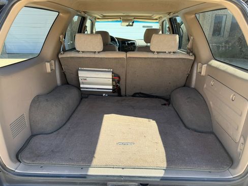Used 2000 Toyota 4Runner SR5 AWD/4WD image 12