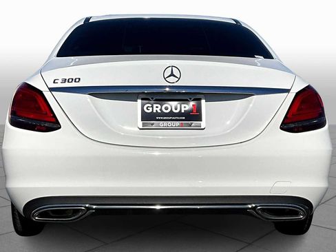 Used 2021 Mercedes-Benz C 300 Sedan image 4