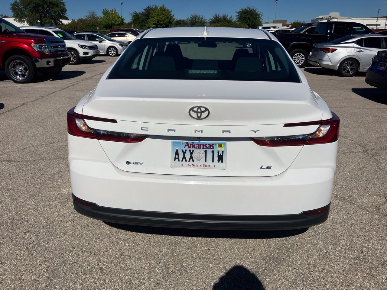 Used 2025 Toyota Camry LE FWD image 5