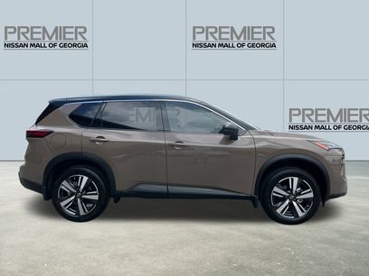 New 2025 Nissan Rogue SL w/ SL Premium Package