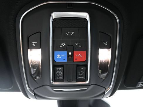 New 2026 Jeep Grand Cherokee Laredo X AWD/4WD image 13