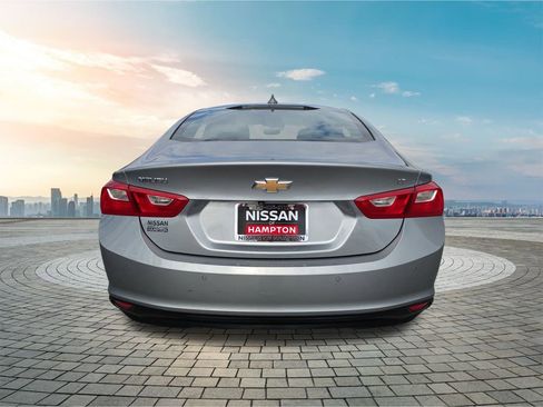 Used 2024 Chevrolet Malibu LT image 6