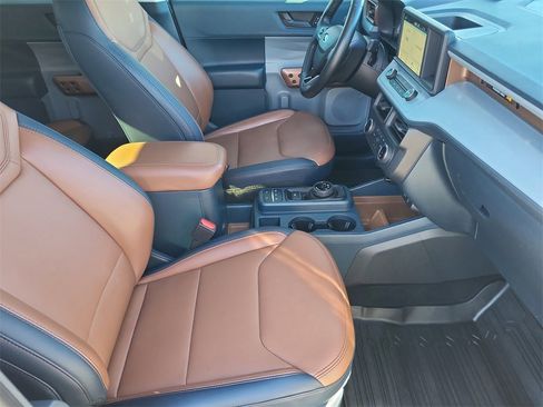 Used 2022 Ford Maverick Lariat w/ Equipment Group 500A Standard image 10