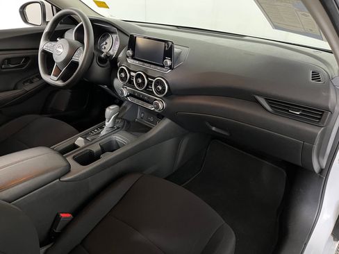 Used 2024 Nissan Sentra S image 25