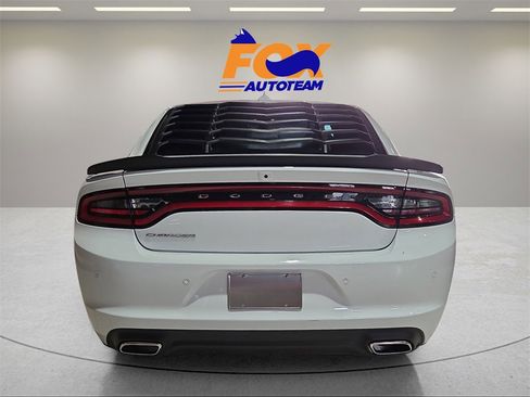Used 2023 Dodge Charger SXT image 4