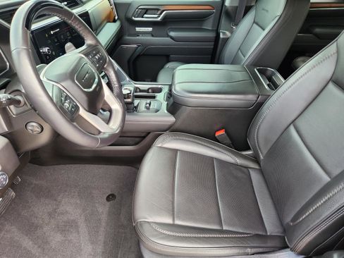 Used 2024 GMC Sierra 1500 Denali image 16