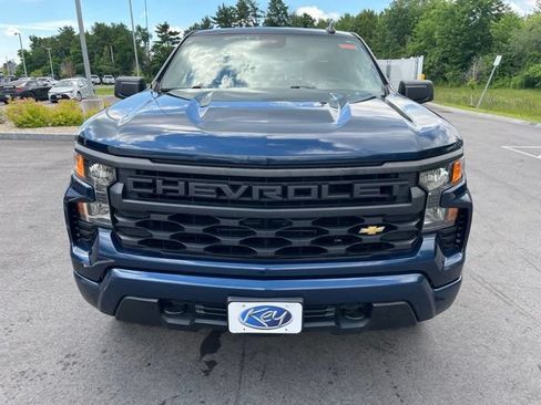 Used 2022 Chevrolet Silverado 1500 Custom AWD/4WD image 8