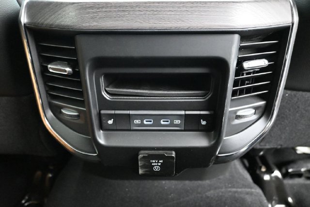 New 2026 RAM 3500 Laramie AWD/4WD image 15