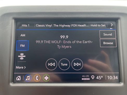 Used 2023 Chevrolet Equinox LT w/ Driver Convenience Package image 17