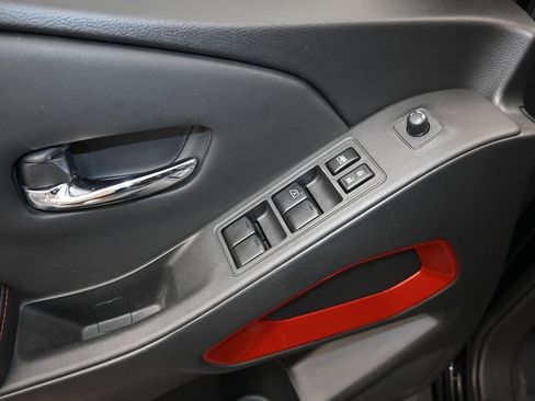 Used 2023 Nissan Frontier PRO-4X w/ Tow Package AWD/4WD image 11