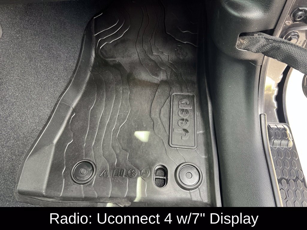 Certified 2021 Jeep Wrangler Sport AWD/4WD image 17