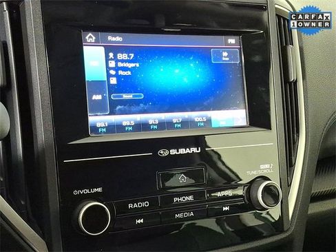 Used 2023 Subaru Crosstrek 2.0i image 3