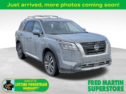 Used 2025 Nissan Pathfinder Platinum w/ Cargo Package