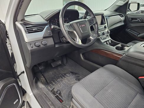 Used 2018 GMC Yukon SLE AWD/4WD image 29