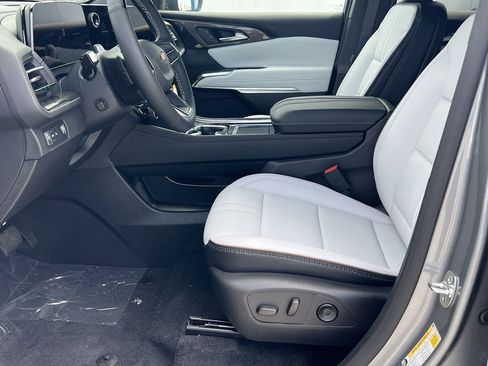 New 2026 Chevrolet Traverse High Country image 12