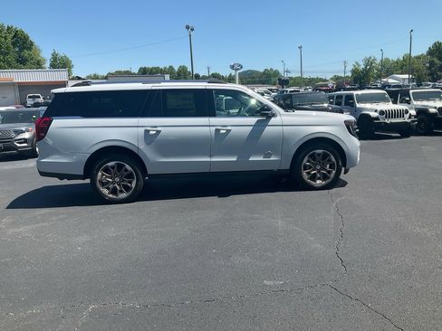New 2026 Ford Expedition Max King Ranch AWD/4WD image 4