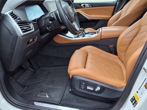 Used 2023 BMW X5 xDrive40i w/ Premium Package AWD/4WD image 19