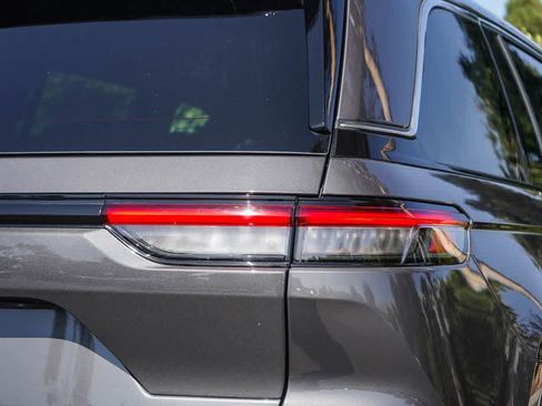 Used 2022 Jeep Grand Cherokee Limited 4xe w/ MOPAR Finishing Package AWD/4WD image 7