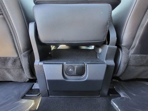 Used 2025 Ford F350 Lariat w/ Camper Package AWD/4WD image 8