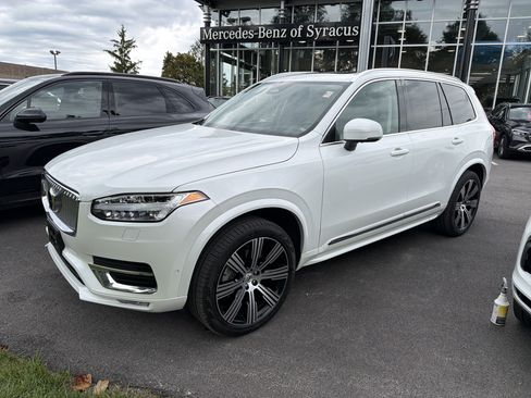 Used 2025 Volvo XC90 B6 Ultra w/ Protection Package Premier AWD/4WD image 4