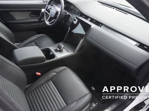 Used 2025 Land Rover Discovery Sport Dynamic SE image 22