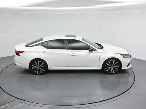 Used 2022 Nissan Altima 2.0 SR image 38