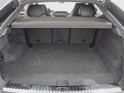 Used 2021 Lamborghini Urus image 44