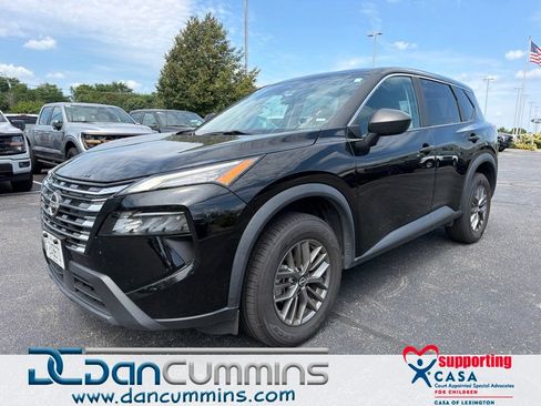 Used 2024 Nissan Rogue S AWD/4WD image 1