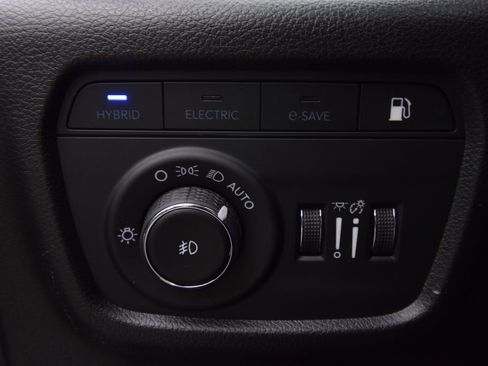 Used 2025 Jeep Grand Cherokee Limited 4xe image 44