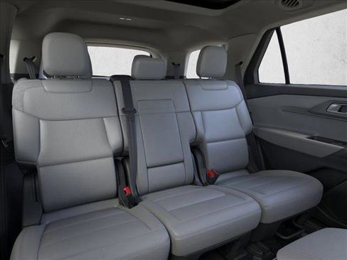 New 2025 Ford Explorer Active w/ Active Comfort Package image 11