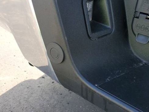 Used 2017 Ford F250 Lariat w/ Lariat Ultimate Package image 34