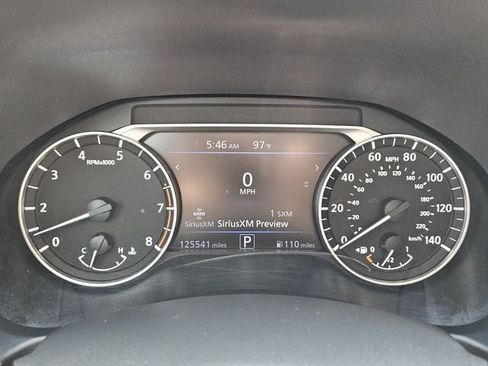 Used 2019 Nissan Altima 2.5 SV FWD image 14