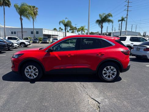 Used 2024 Ford Escape Active AWD/4WD image 4