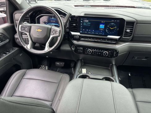 Used 2024 Chevrolet Silverado 2500 LTZ w/ LTZ Premium Package image 32