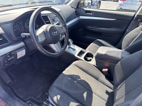Used 2010 Subaru Legacy 2.5i AWD/4WD image 13