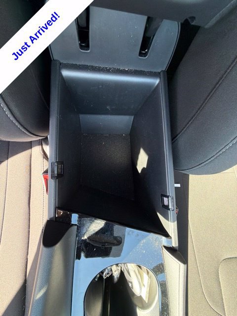 Used 2025 Hyundai Elantra SEL FWD image 25