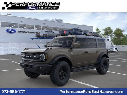 New 2026 Ford Bronco Outer Banks w/ Sasquatch Package