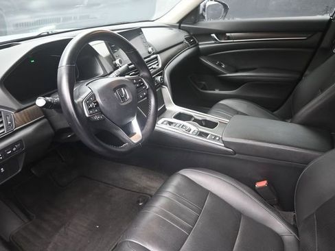 Used 2021 Honda Accord Touring image 19