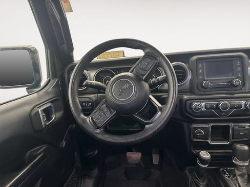 Used 2021 Jeep Wrangler Unlimited Sport AWD/4WD image 12